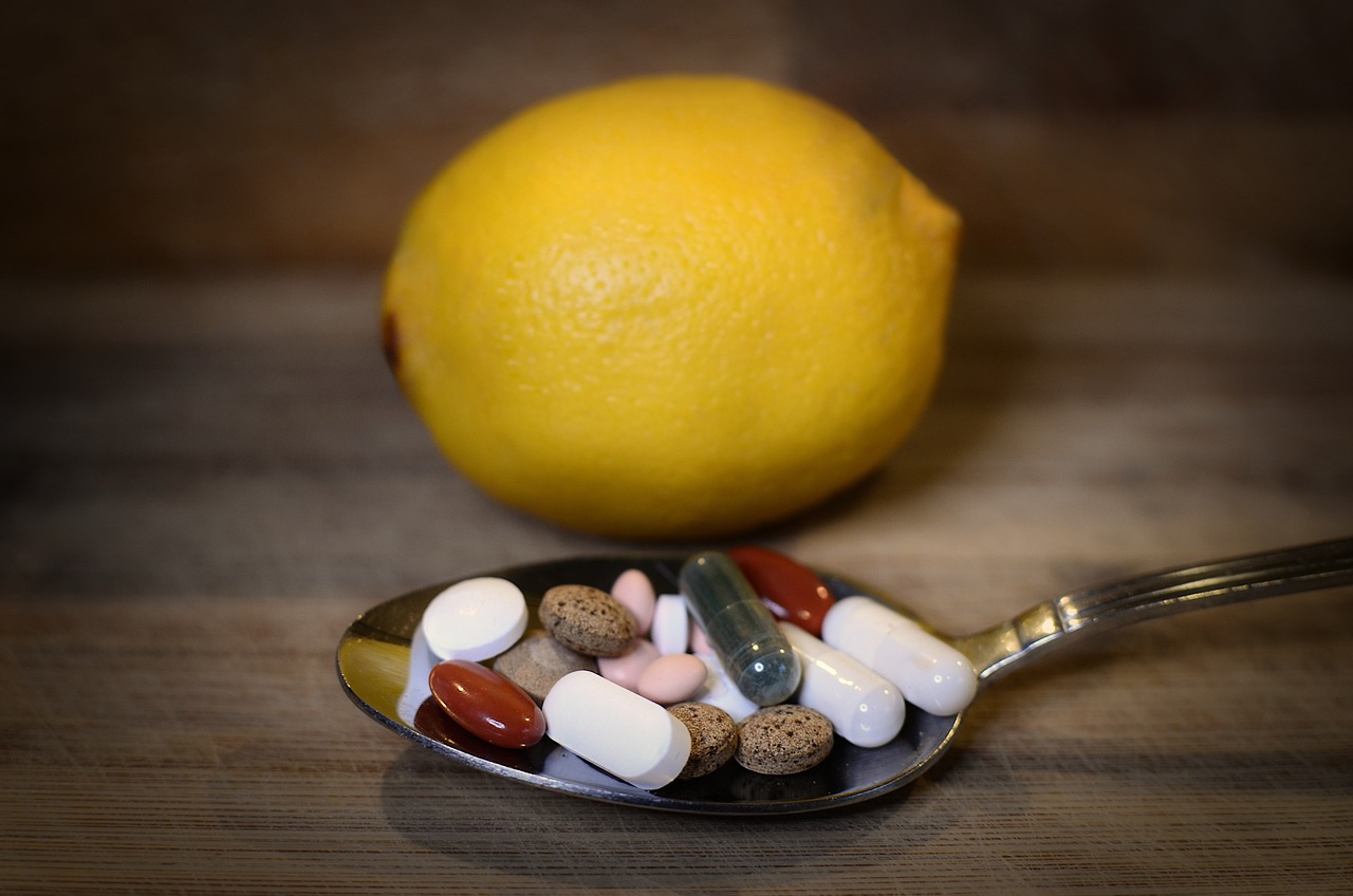 The 12 Best Anti-Aging Vitamins and Supplements